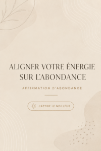 Femme méditant, alignant son énergie à l'abondance