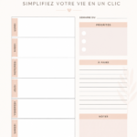 Un agenda hebdomadaire imprimable sur une table avec des stylos colorés.
