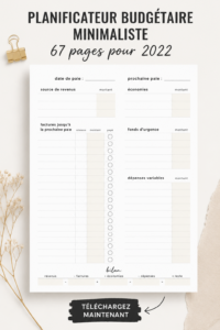 Un planner budget minimaliste présenté sur un bureau avec des accessoires de bureautique