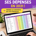 Femme souriante utilisant une application de gestion de budget sur son smartphone.